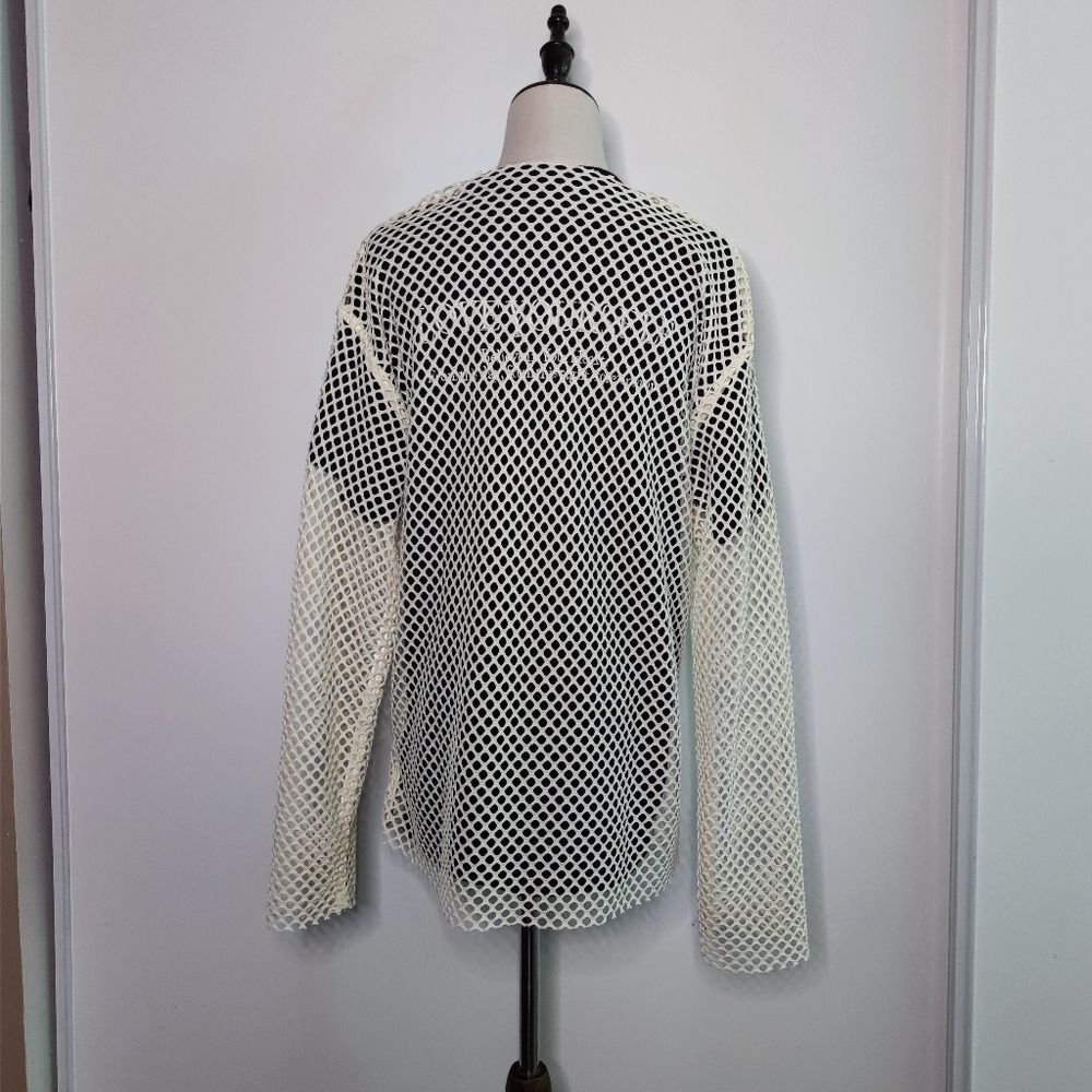 Over Mesh Top - Picture 5 of 10